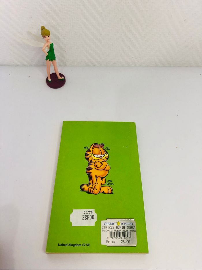 Garfield Strikes Again édition en anglais - photo numéro 2