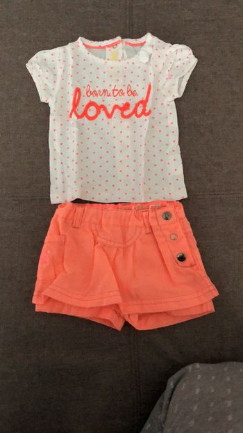 Ensemble tee-shirt et jupe