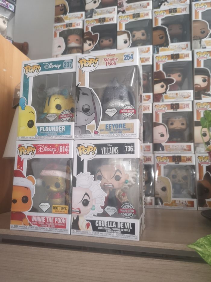 4 Funko Pop Disney Diamond Collection (Winnie, Polochon, Bourriquet, Cruella)