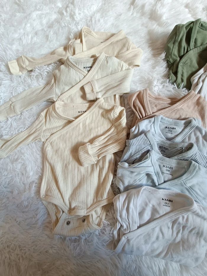 Lot de 17 bodys 3 mois - photo numéro 4
