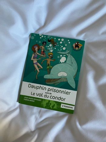 Livre « Dauphin prisonnier & Le vol du condor » - Très bon état