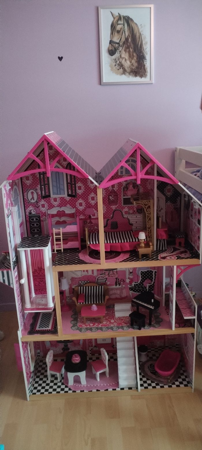 Maison poupée barbie kidkraft