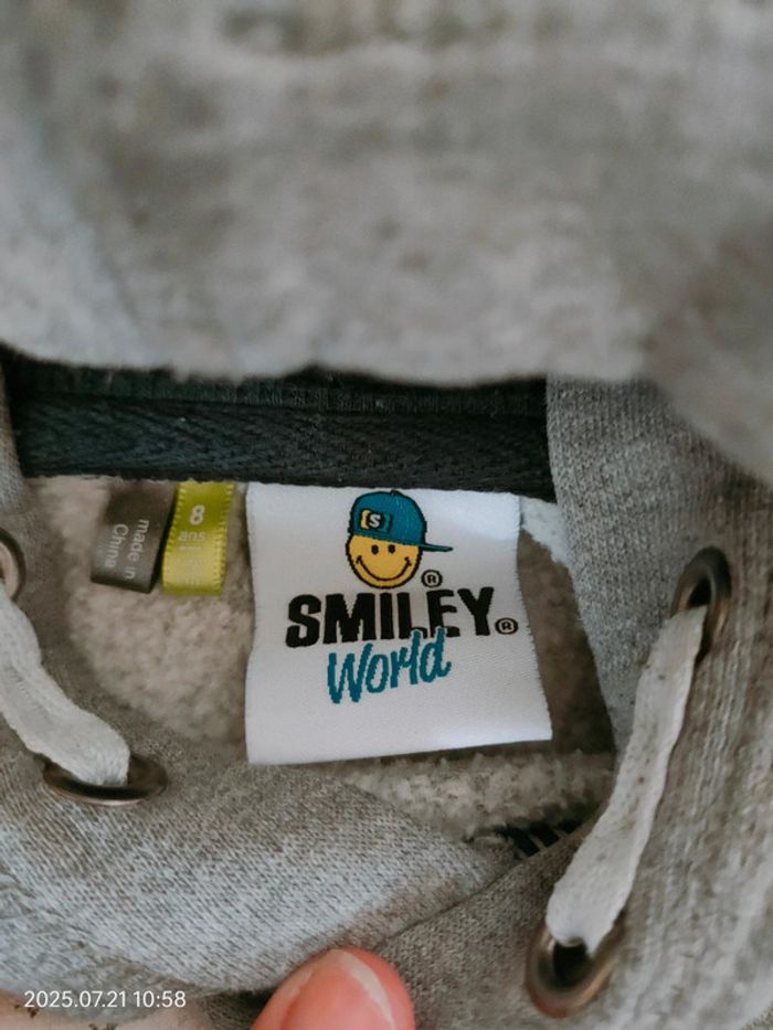 Sweat à capuche 8 ans - photo numéro 3
