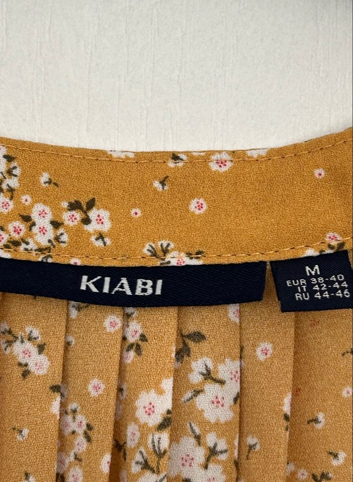 Blouse jaune moutarde Kiabi à petites fleurs - photo numéro 4