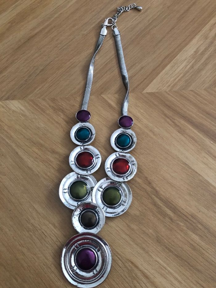 Collier coloré