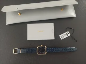Montre CLUSE femme carré