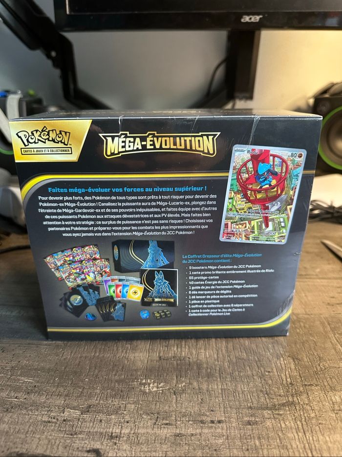 Coffret dresseur d’élite Etb mega évolution 1 me01 - Lucario - photo numéro 3