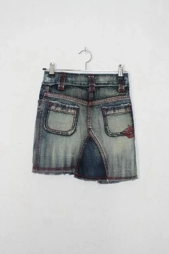 Jupe en jeans asymétrique marque TSI, taille 8 ans - photo numéro 2