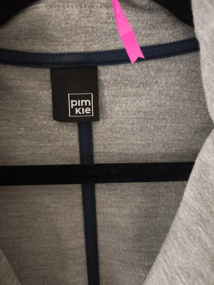 Veste grise - photo numéro 4