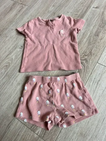 Pyjama, short fille, cinq ans