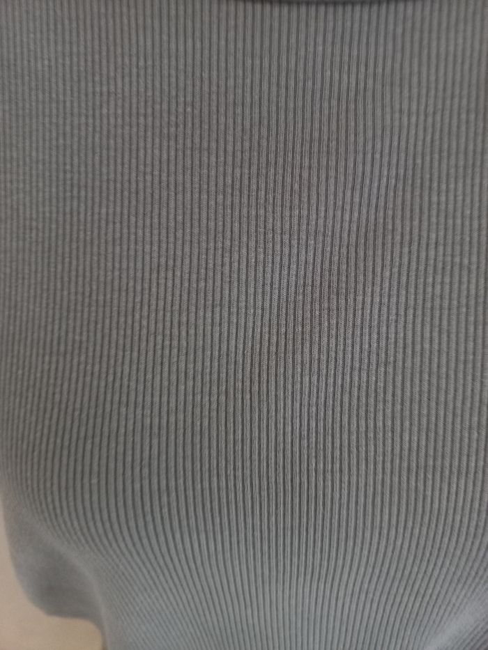 Sweat  Tissaia   taille  XL - photo numéro 2