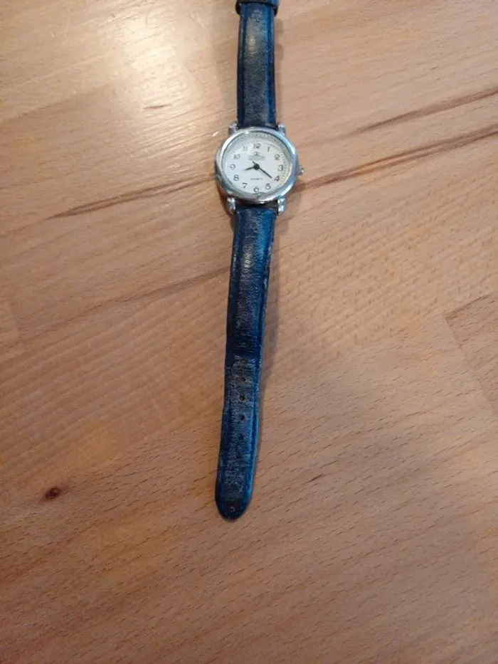 Montre fin primaire adolescents histoire d'or - photo numéro 3