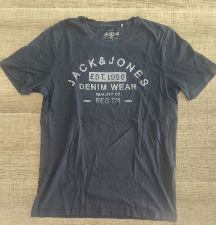Tee-shirt