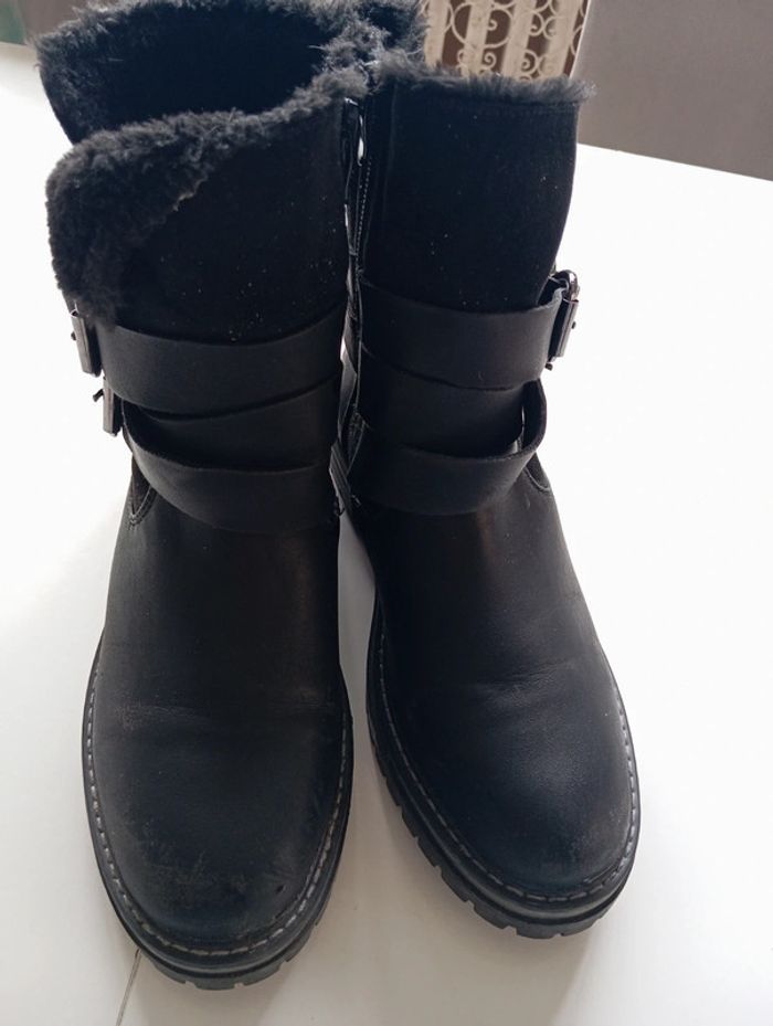 Chaussures pointure 37 - photo numéro 2
