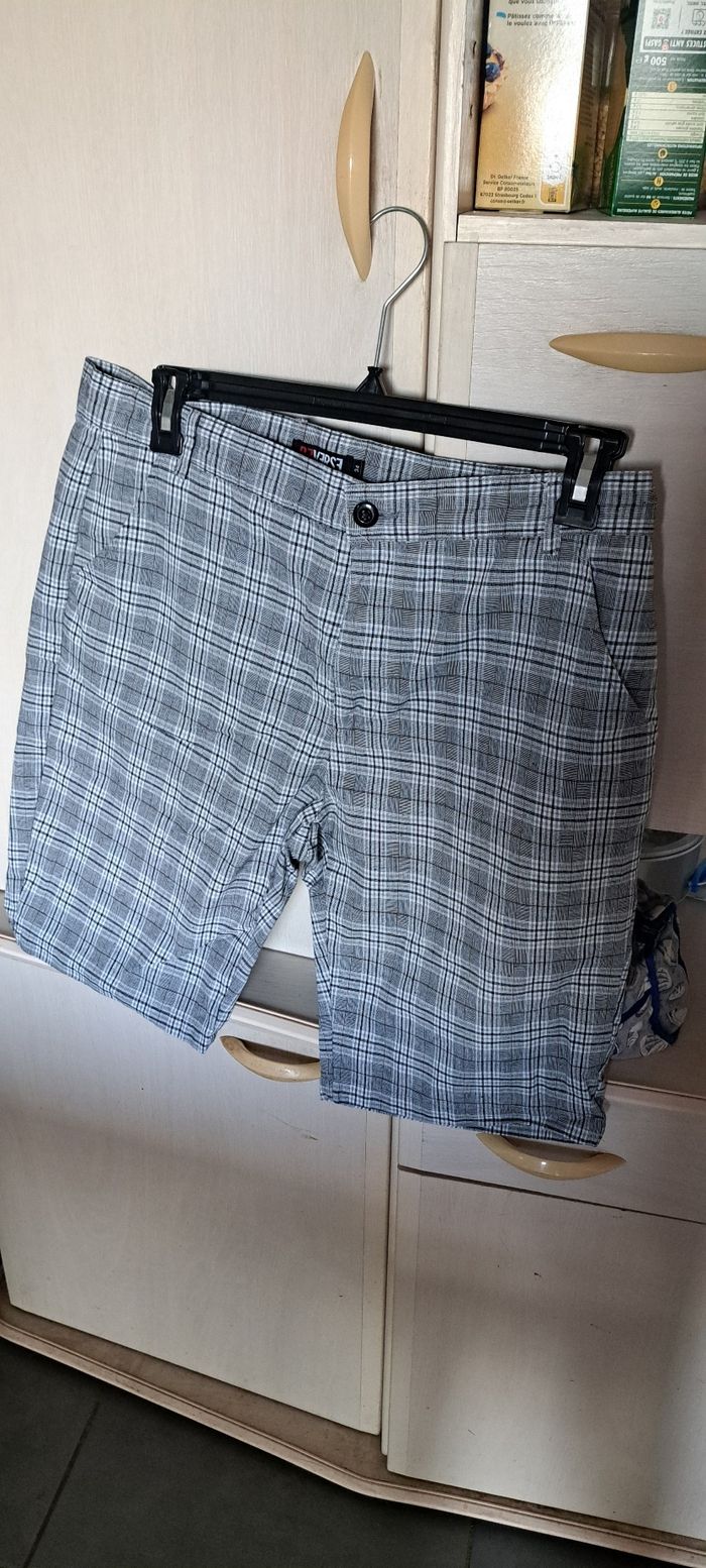 Short homme taille 34