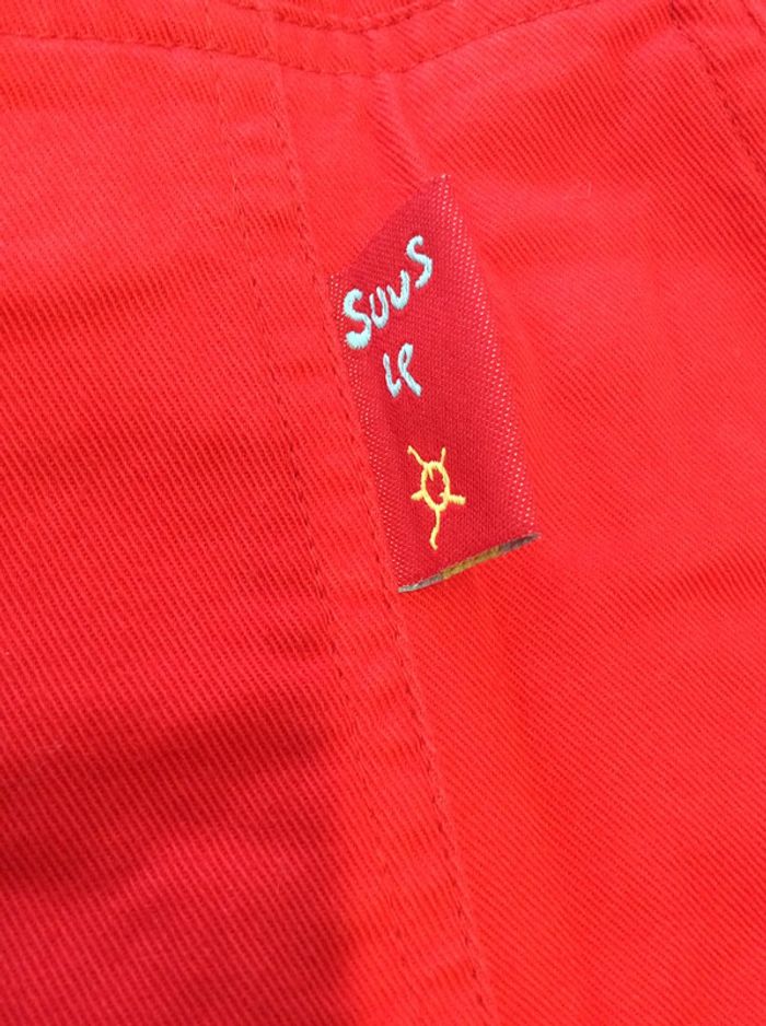 Salopette rouge - photo numéro 6