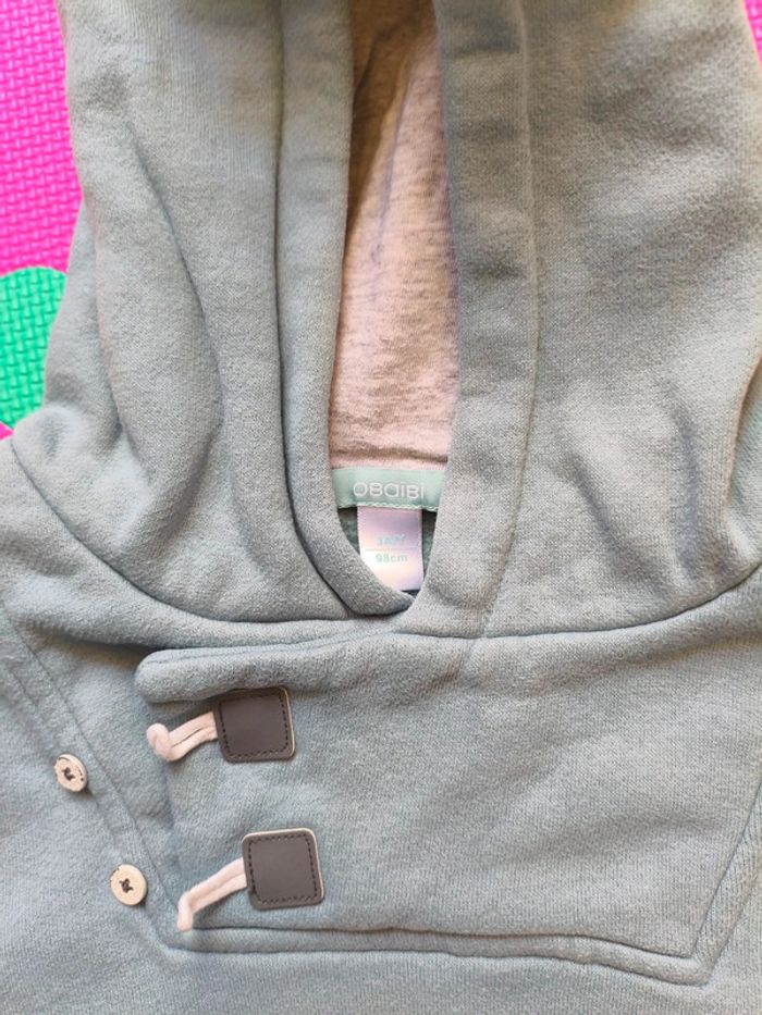 Pull a capuche - photo numéro 2
