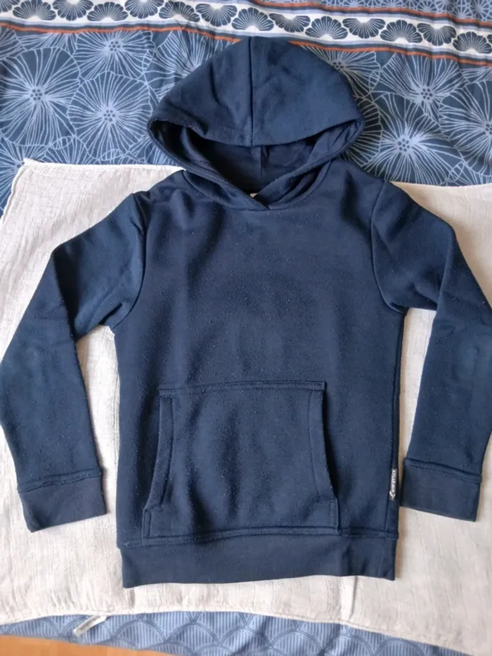 Pull à capuche 8 ans