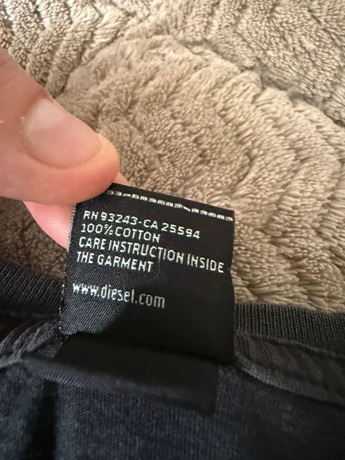 Tee-shirts Diesel en bon état taille xl - photo numéro 4
