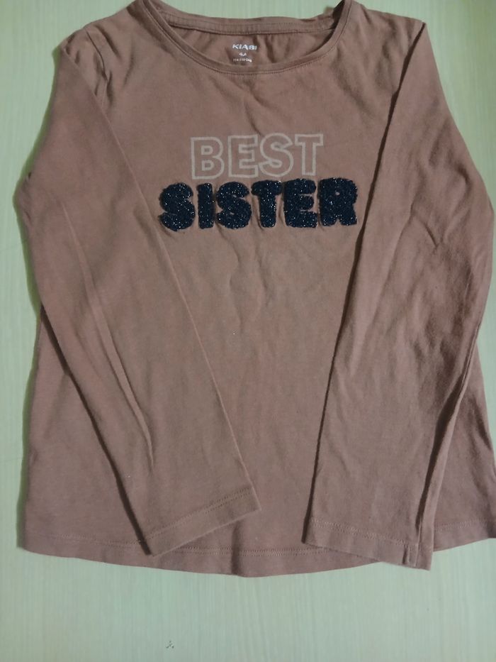 Pull fille en coton taille 6 ans marque kiabi couleur rose fonce tres bonne etat - photo numéro 2