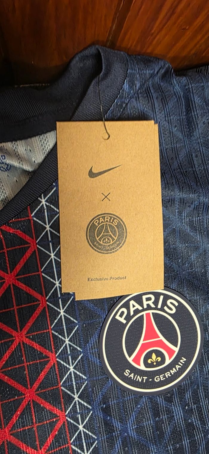 Maillot PSG domicile 2023/2024 - S à XXL - photo numéro 4