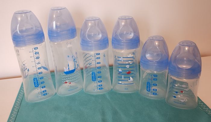 Lot de biberons Dodie neuf - photo numéro 4