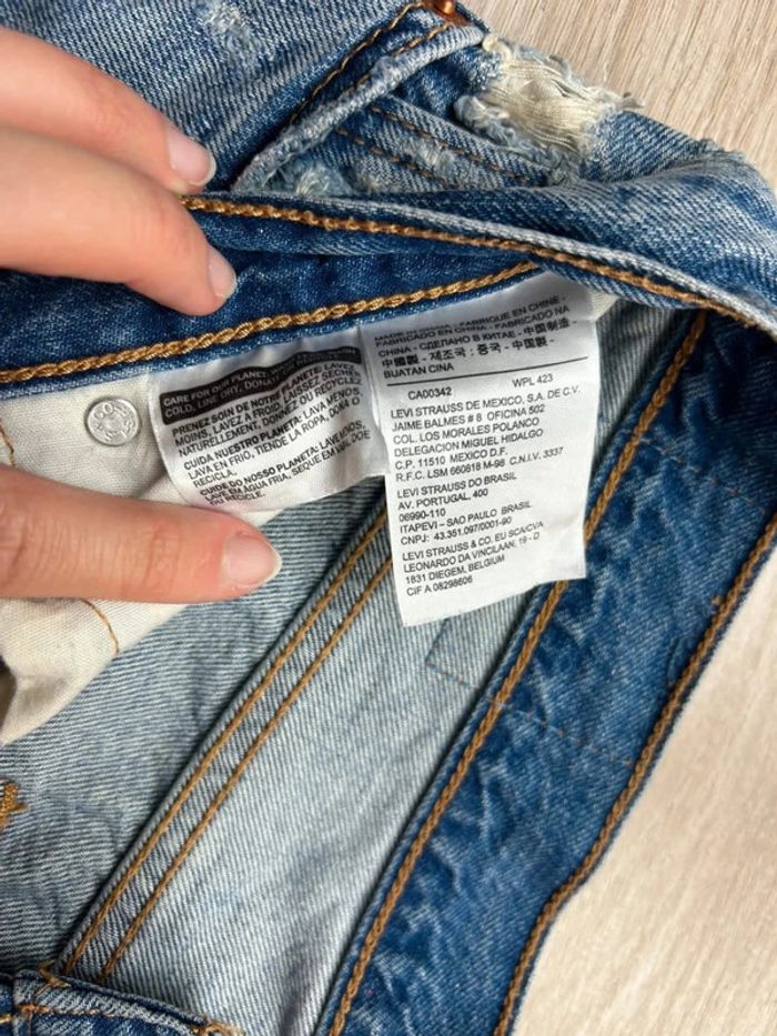 Jean Levi’s 501 CT recoupé et volontairement troué Vintage Effet Destroy W28 L34 - photo numéro 10