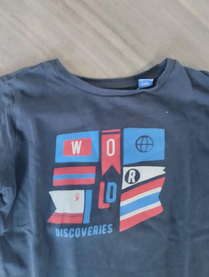 T shirt.4 ans - photo numéro 2