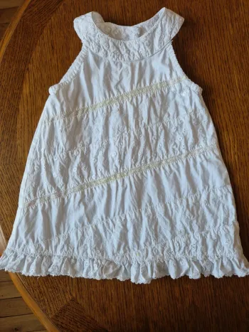 robe blanche kimbaloo taille 6 mois