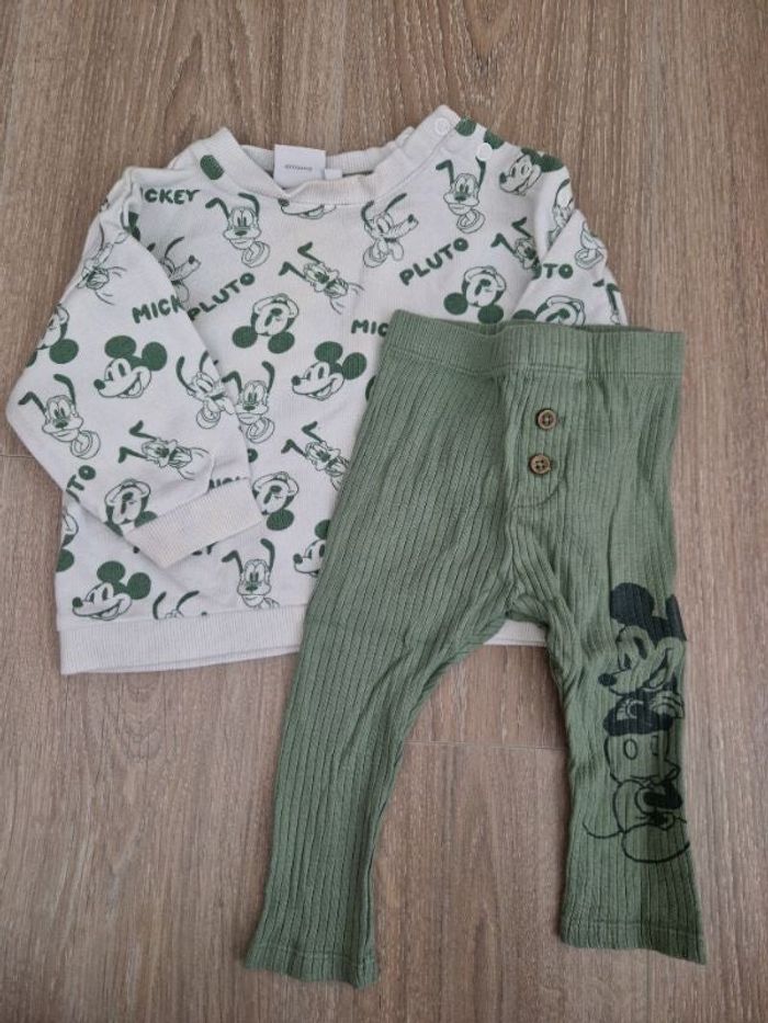 Ensemble Mickey