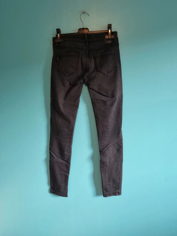 Jean slim noir - photo numéro 3