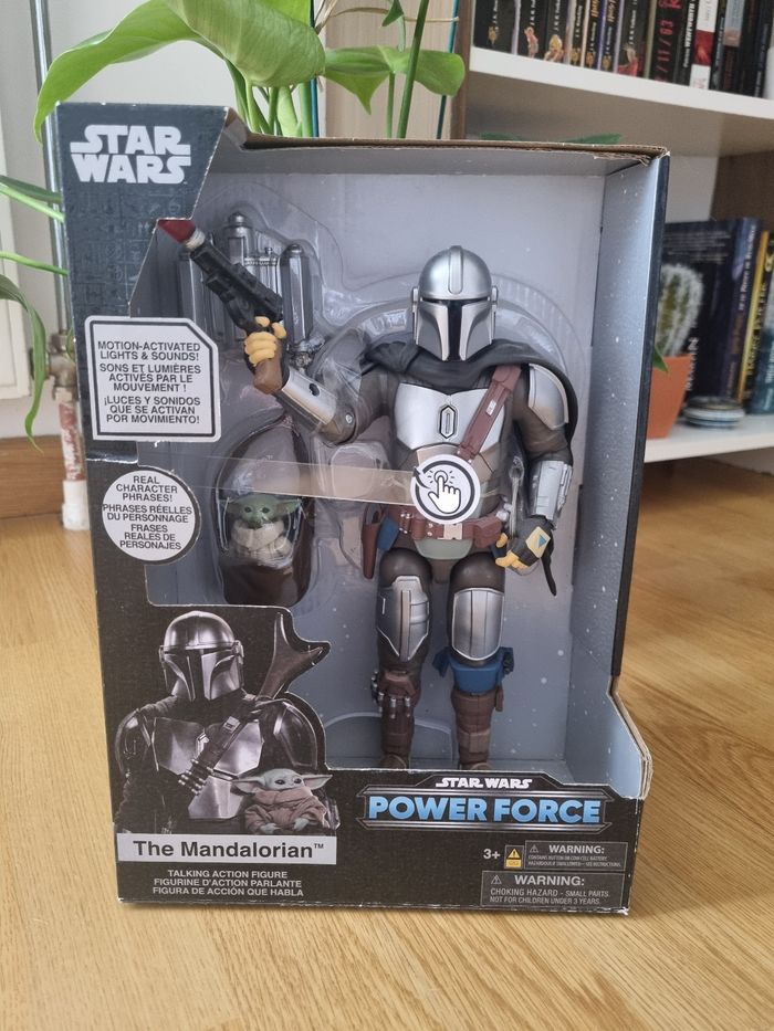 Figurine Mandalorian avec Baby Grogu - photo numéro 2