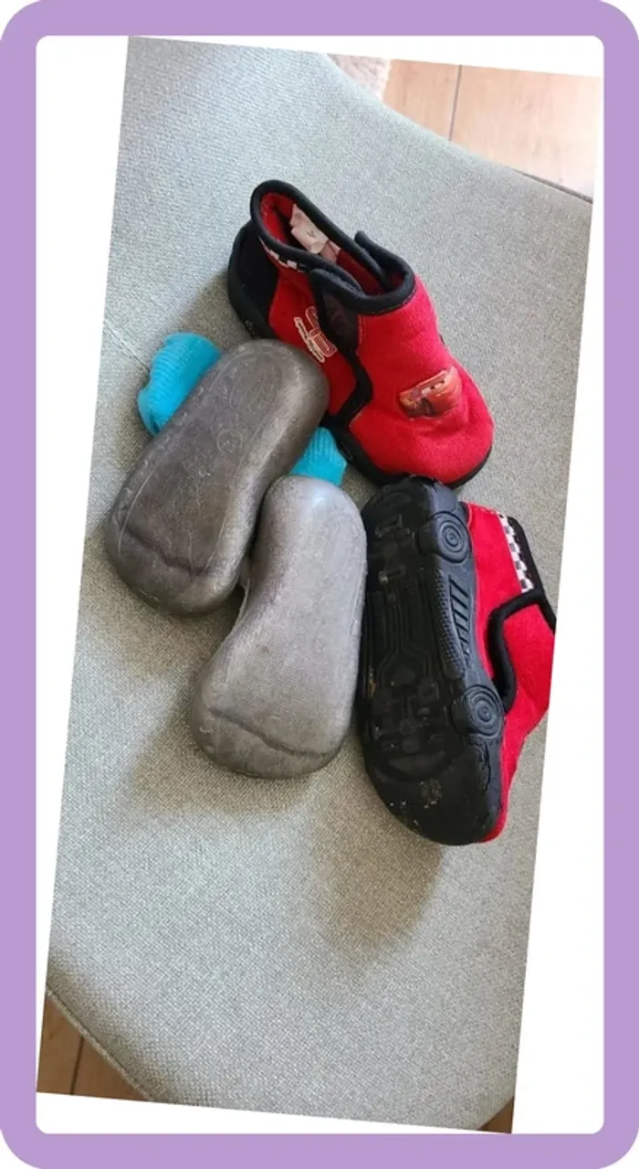 2 paires de chaussons 23-25 - photo numéro 2