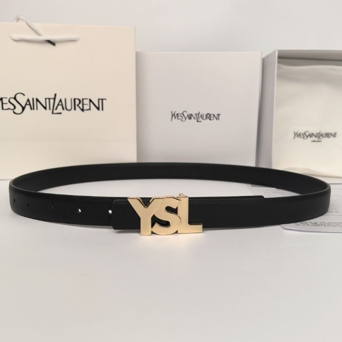 Ceinture Yves Saint Laurent ✅