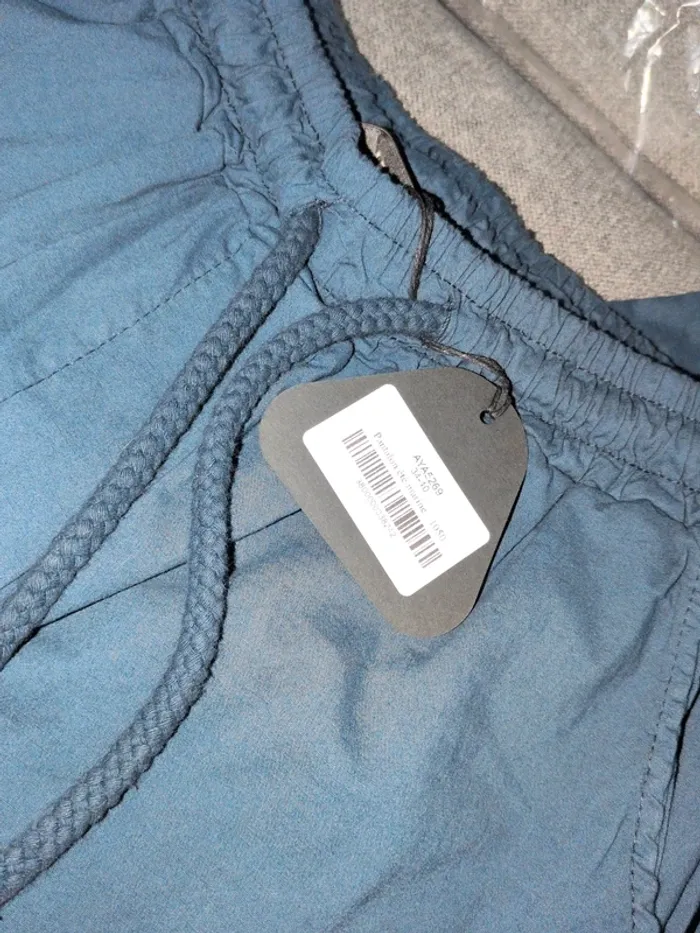 Pantalon AYA bleu marine (existe aussi en noir) Taille 36/38 – Neuf avec étiquette - photo numéro 3