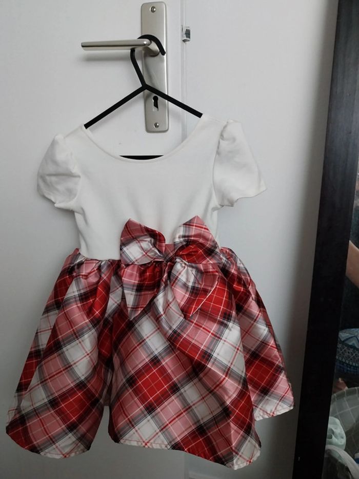 Jolie petite robe de soirée H&M