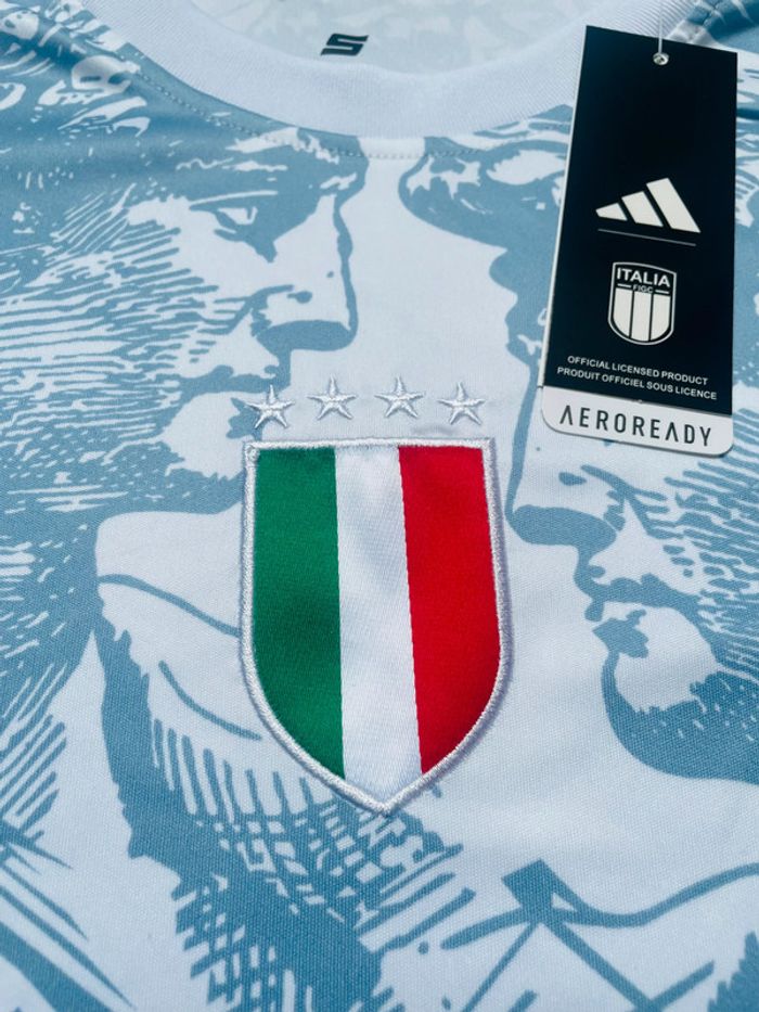 Maillot concept foot Italie blanc bleu clair colisée taille S - photo numéro 5