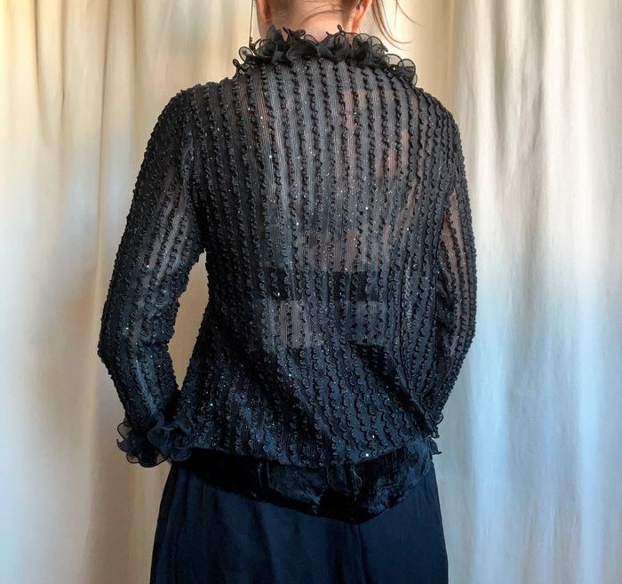 Blouse à volants froufrou pailletée Vampire Goth vintage 90s - Taille S/M - photo numéro 3