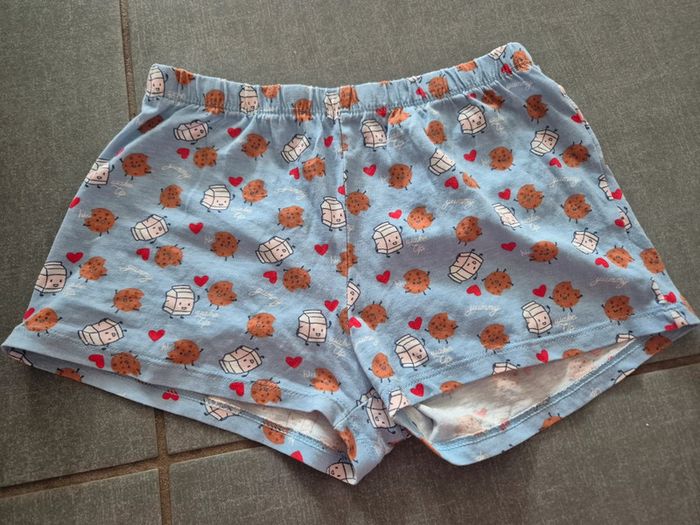 Short pyjama
