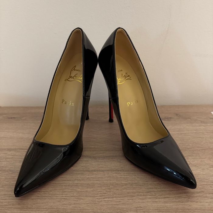 Escarpin Louboutin Pigalle 120 patent black T39