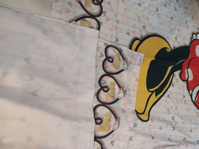 Paire de rideaux disney mickey et minnie neufs - photo numéro 5