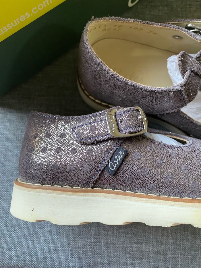 Chaussures babies Aster taille 28 cuir neuves - photo numéro 3