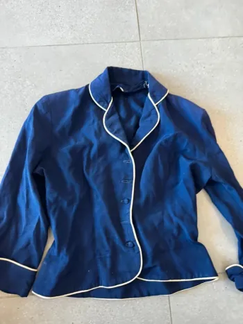 Haut navy avec épaulettes, taille S, bon état