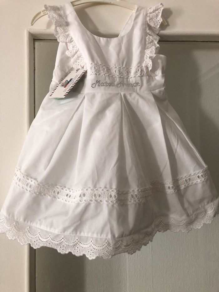 Robe blanche neuve 3 ans Matou France