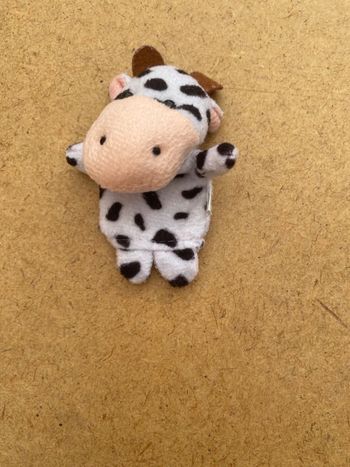 Peluche Marionette doigts vache