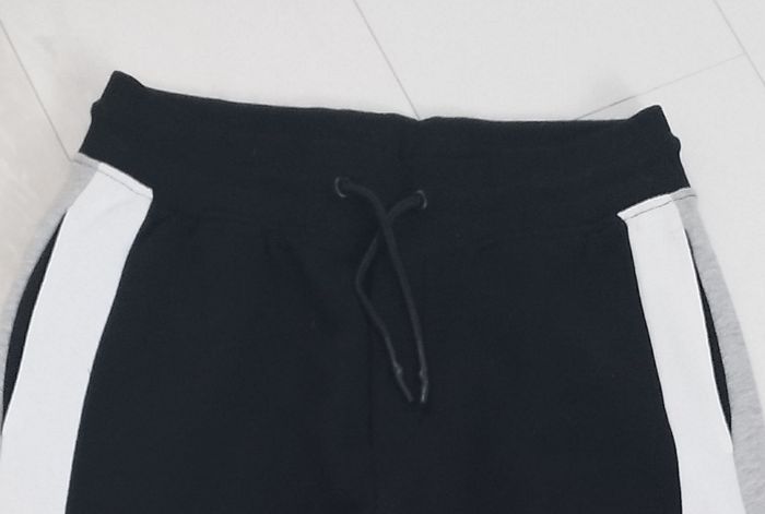 Jogging slim taille XS (14 ans) - photo numéro 3