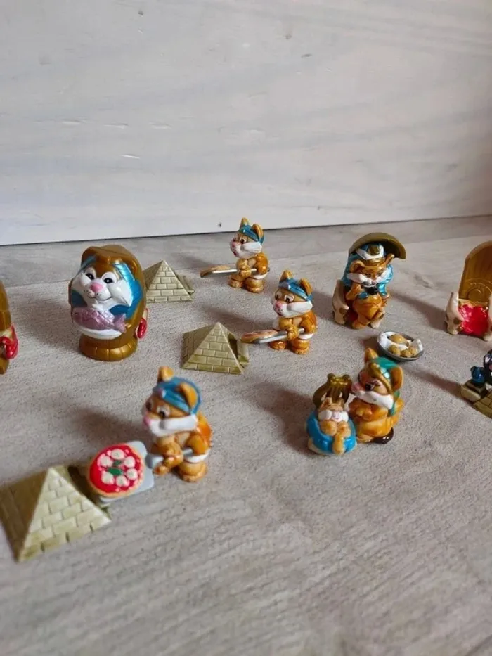 Lot de 10 figurines kinder surprise - photo numéro 3