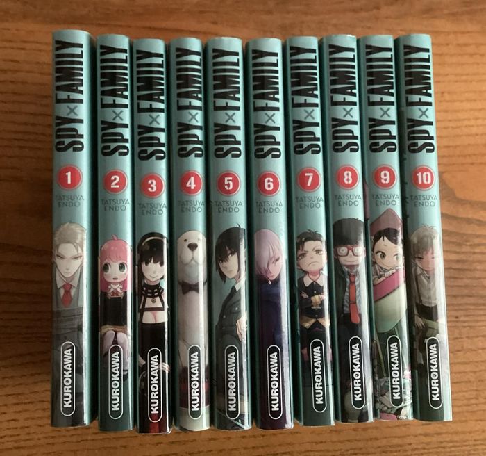 Lot Mangas SPY x FAMILY  Tomes 1 à 10 - photo numéro 2