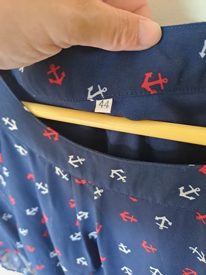 Blouse ancre marine Taille 44 - photo numéro 8