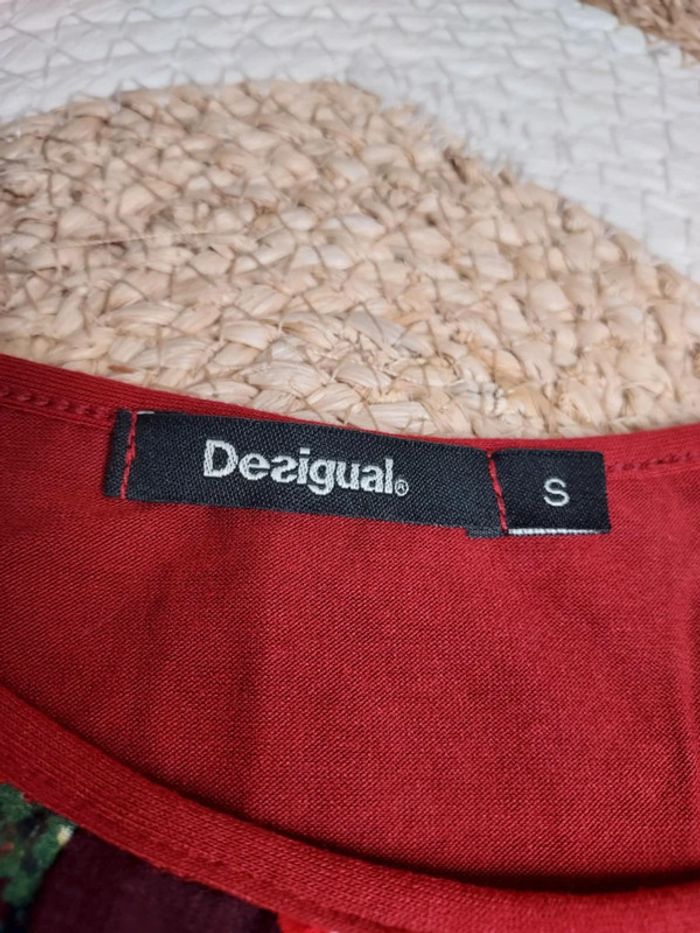 Superbe haut Desigual Taille S - photo numéro 4